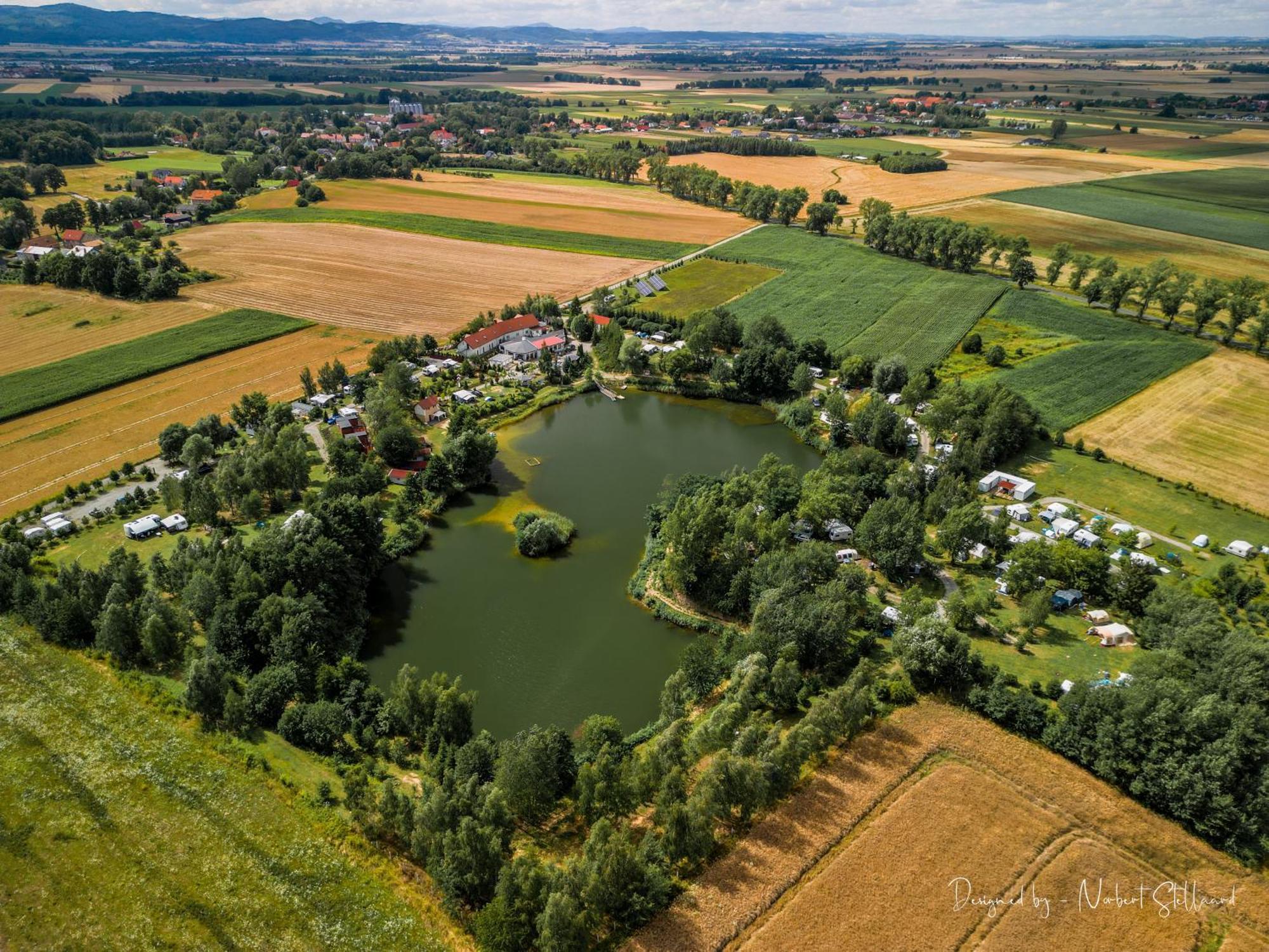 Forteca, Pokoje Goscinne Nad Stawem Dzierżoniów Екстериор снимка