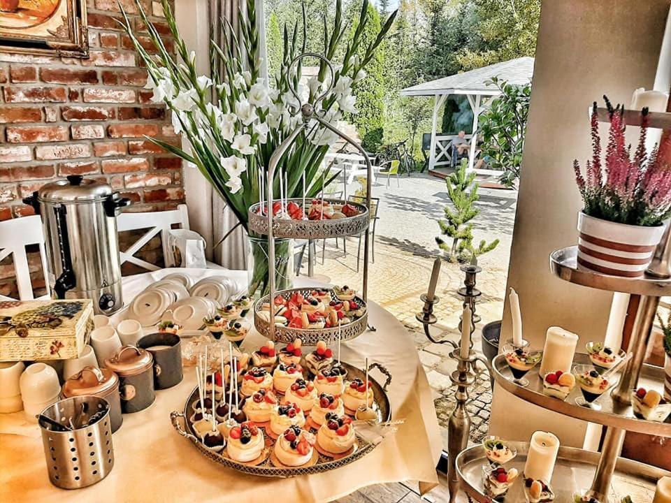 Forteca, Pokoje Goscinne Nad Stawem Dzierżoniów Екстериор снимка