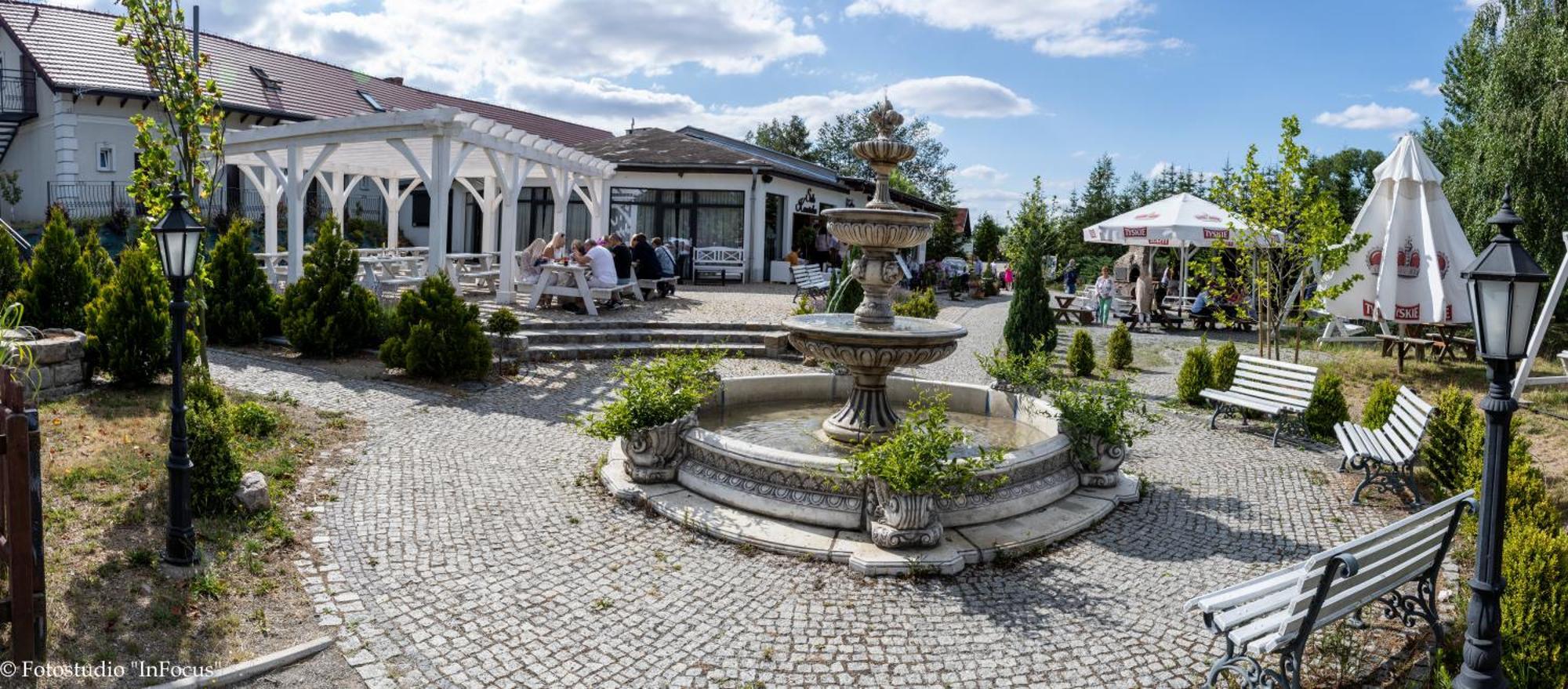 Forteca, Pokoje Goscinne Nad Stawem Dzierżoniów Екстериор снимка